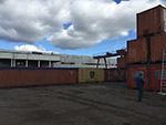 Storage of cargo in an outdoor warehouse